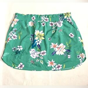 Floral Green Women's Shorts